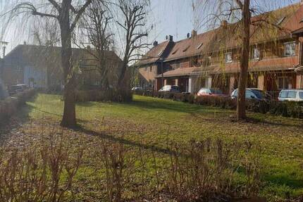 Reihenhaus mit ruhigem Traumgarten zu vermieten - Der Natur so nah !