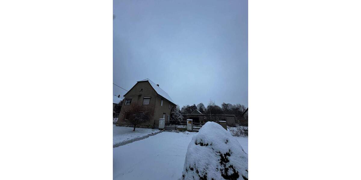 Einfamilienhaus Bad Dürrenberg Oebles-Schlechtewitz - 5 Zimmer, 110 m&sup2;, 30.000&euro; | Angebot:25771900