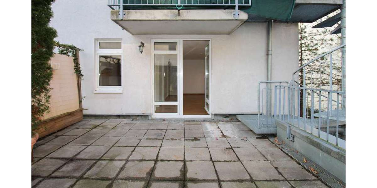 Leerstand- Eigentumswohnung mit 22m² großer Terrasse direkt vom Eigentümer 1 zimmer