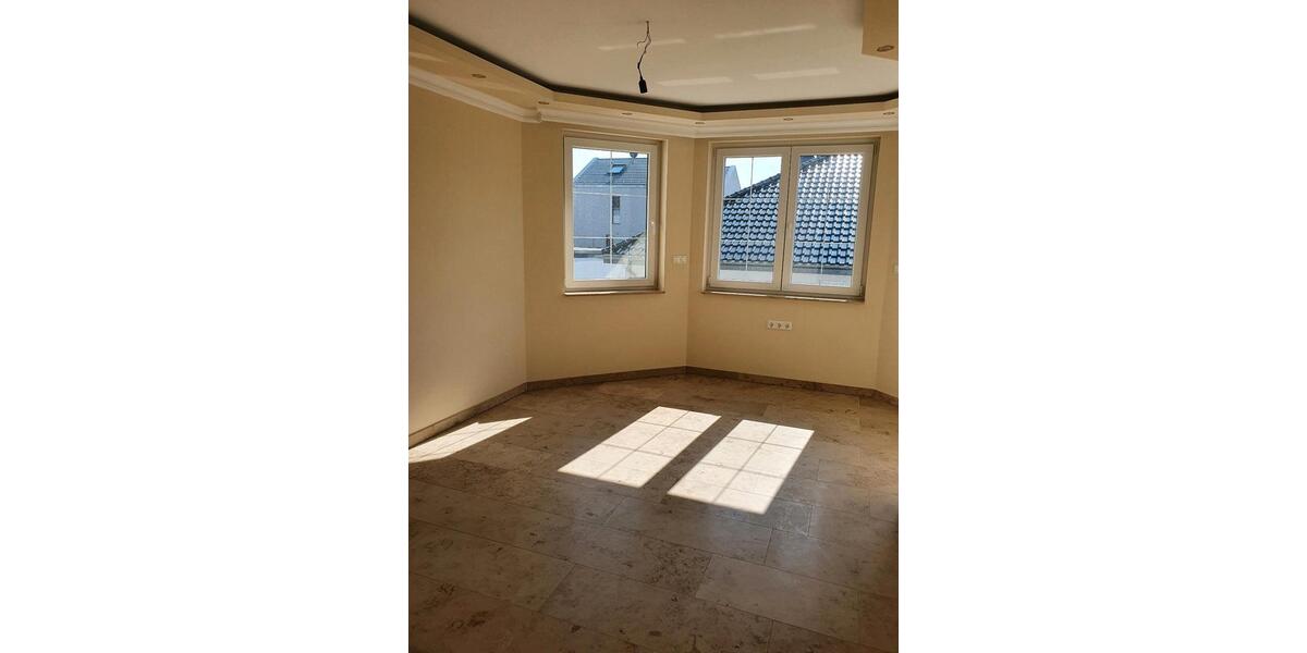 Doppelhaushälfte Leipzig Altwest - 8 Zimmer, 160 m&sup2;, 2.100&euro; | Angebot:26375842