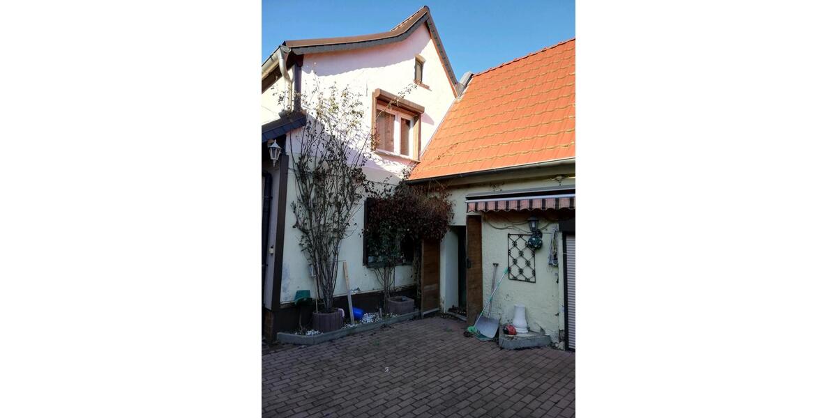 Einfamilienhaus mit Nebengebäuden 6 zimmer