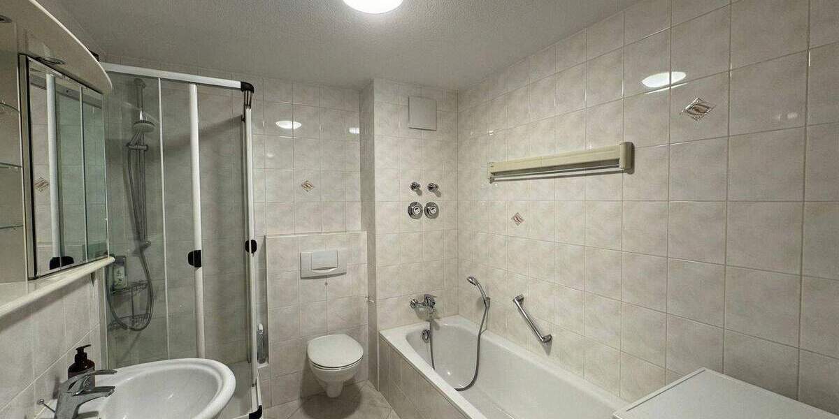 Etagenwohnung Leipzig Schleußig - 3 Zimmer, 72 m&sup2;, 300.000&euro; | Angebot:25632451