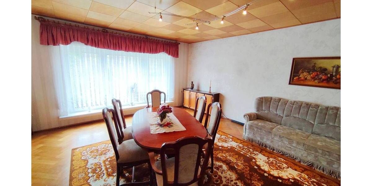 Einfamilienhaus Schkeuditz Radefeld - 6 Zimmer, 144 m&sup2;, 300.000&euro; | Angebot:25701666