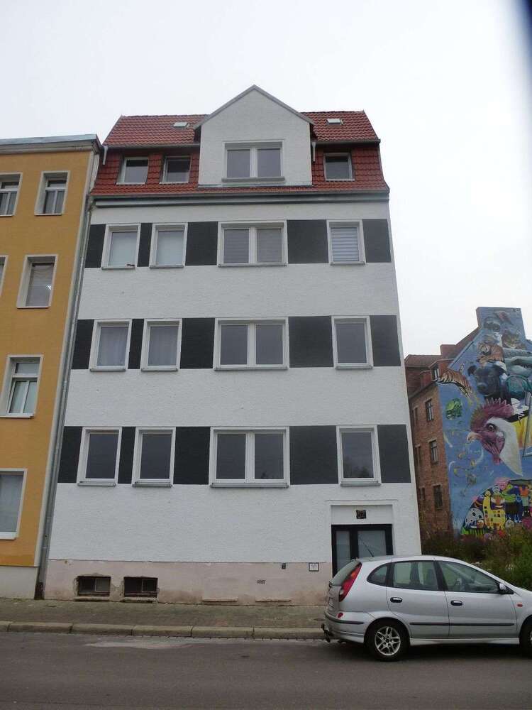 Wohnung zum Mieten in Halle 265 € 42 m²