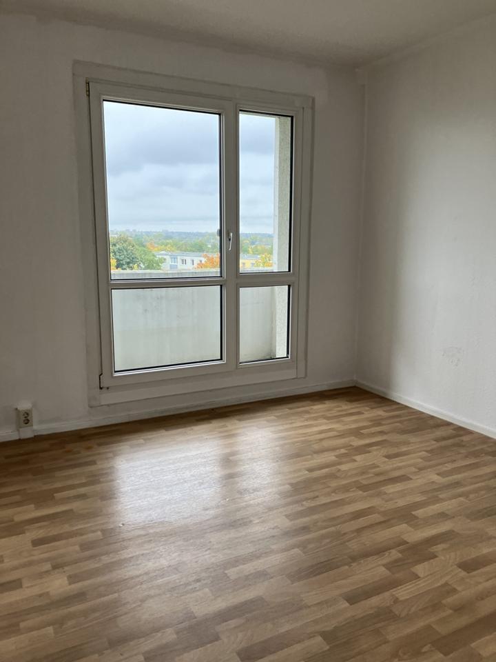 6 Zimmerwohnung mit 2 Balkonen zimmer