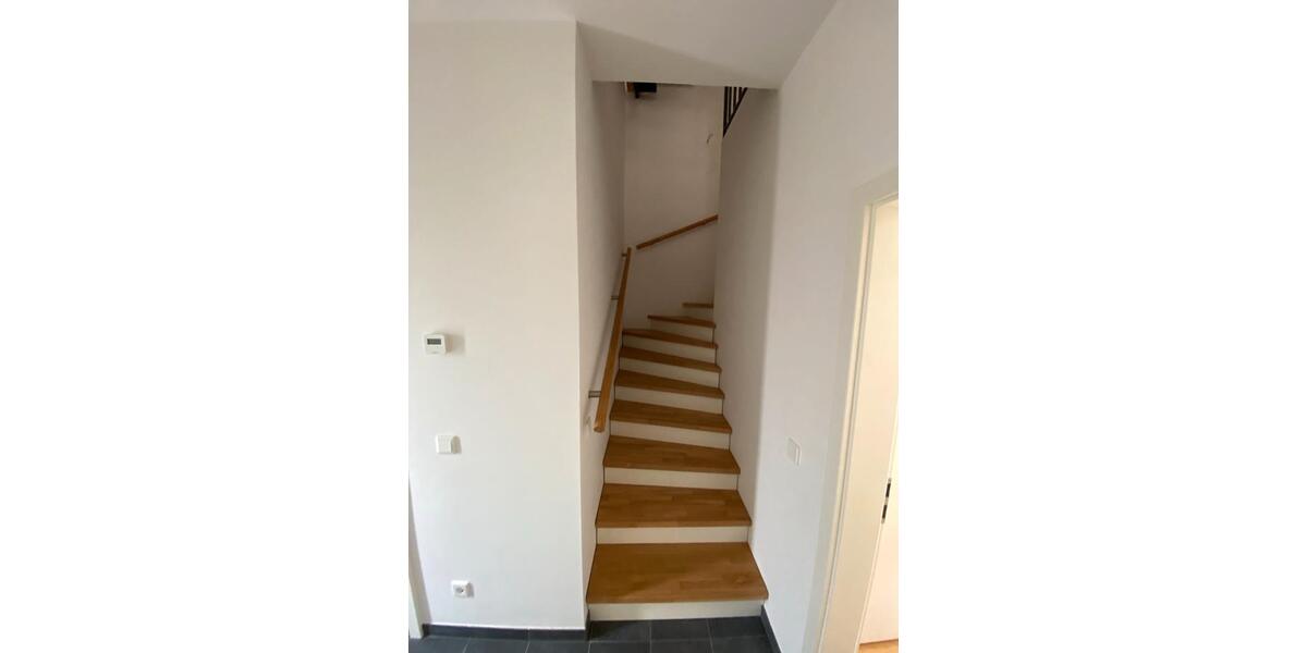 Reihenhaus Großpösna - 5 Zimmer, 129 m&sup2;, 1.580&euro; | Angebot:26543105