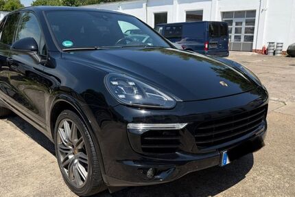 Porsche Cayenne 146.782 km 31.990 &euro; Leipzig 04178