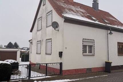 Haus Groitzsch b Pegau Groitzsch - 3 Zimmer, 74 m&sup2;, 109.000&euro; | Angebot:26141095