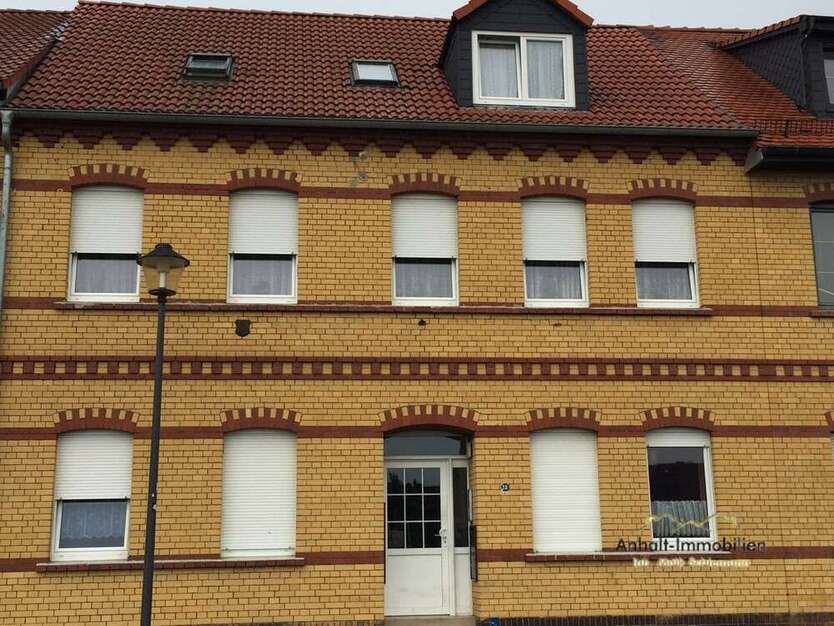 Wohnung zum Mieten in Bitterfeld 525 € 75 m²
