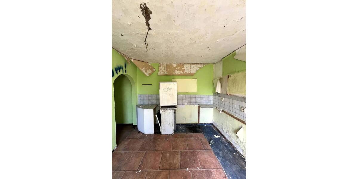 Einfamilienhaus Kabelsketal Dieskau - 4 Zimmer, 135 m&sup2;, 110.000&euro; | Angebot:25668008