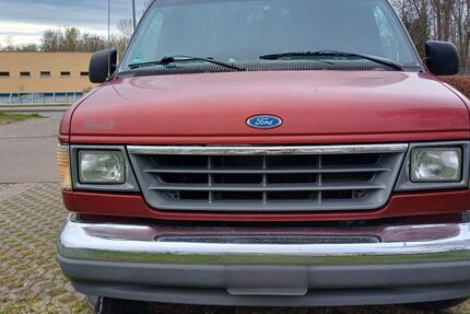 Ford Econoline 210.000 km 4.300 &euro; Pegau 04523