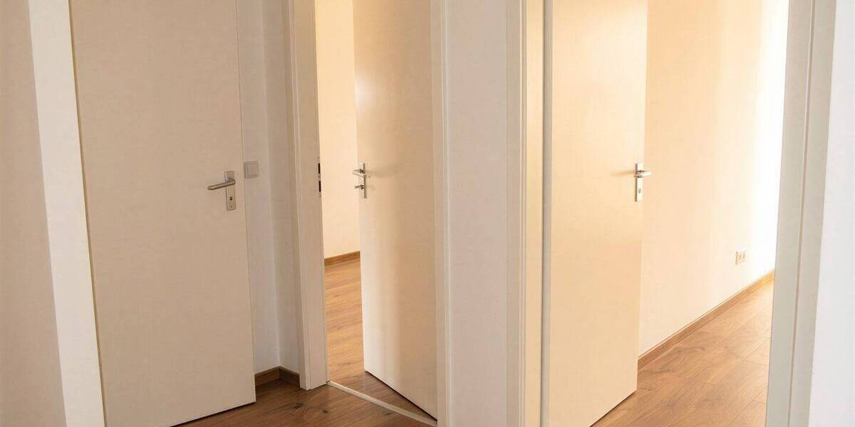 Etagenwohnung Leipzig Kleinzschocher - 4 Zimmer, 104 m&sup2;, 339.000&euro; | Angebot:25957330