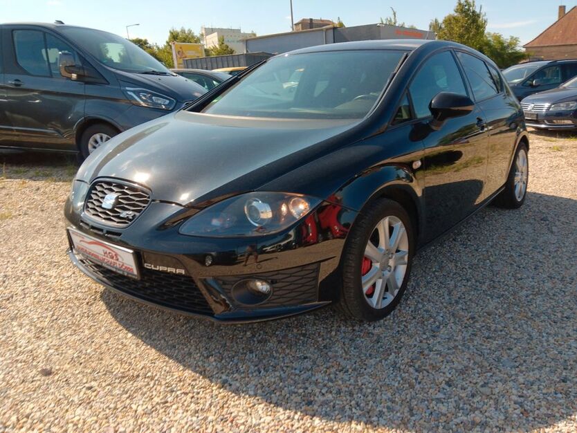 Seat Leon 78.083 km 13.990 € Leipzig 04179