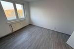 Etagenwohnung Schkopau - 2 Zimmer, 49 m&sup2;, 370&euro; | Angebot:26181118