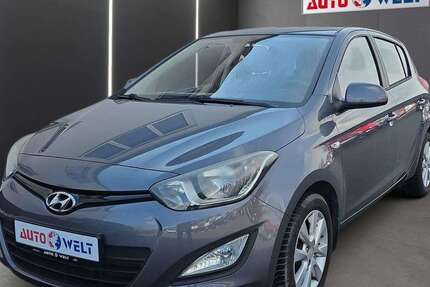Hyundai i20 53.343 km 8.490 &euro; Sandersdorf-Brehna 06796