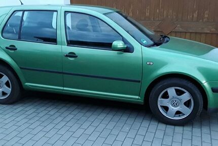 VW Golf 271.216 km 1.500 &euro; Wurzen 04808