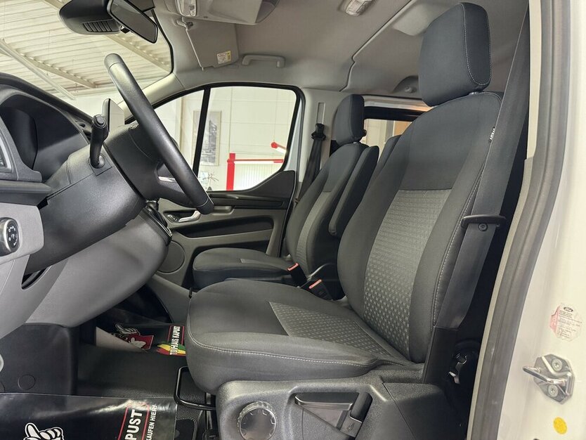 Ford Transit Custom Autom. /StandHz/Markise/Navi/Ahk 54.651 km 31.990 € Leipzig 04347
