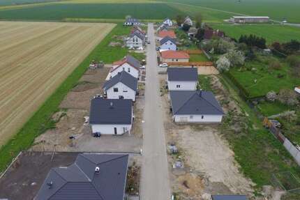 Grundstück zu verkaufen in Schönwölkau 90.415 € 535 m²