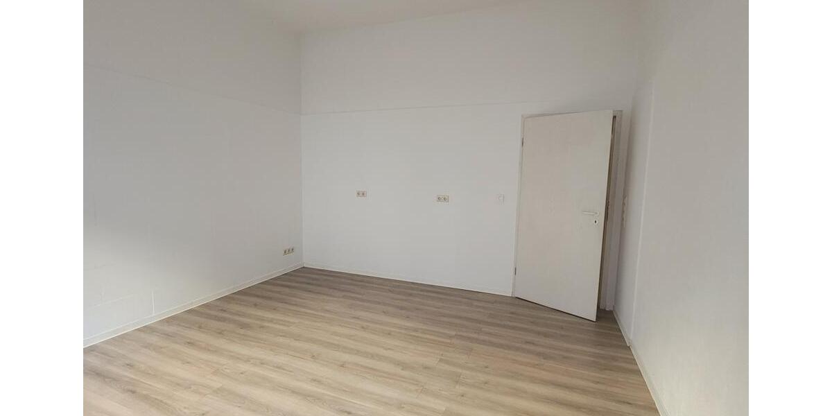 Erdgeschoßwohnung Wurzen - 3 Zimmer, 72 m&sup2;, 505&euro; | Angebot:25751107