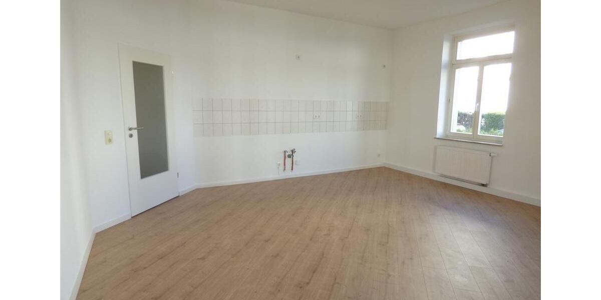 Familien aufgepasst!!! - 3-Raum Whg. in Gohlis, Bad mit Fenster, Wanne, helle Wohnküche! 3 zimmer