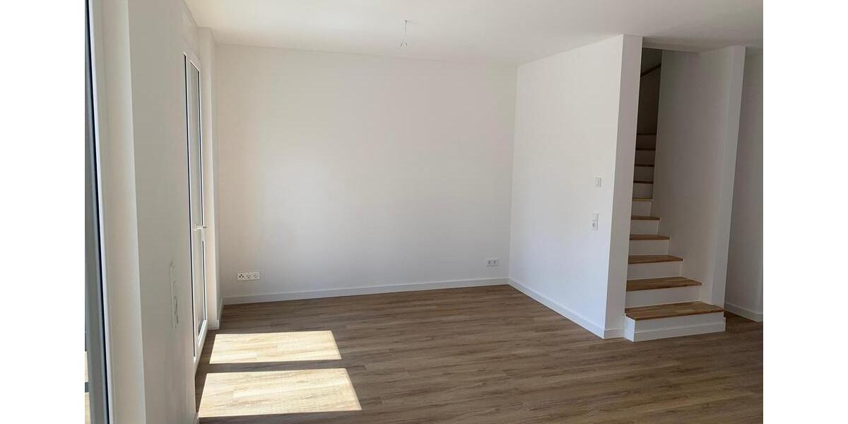 Haus (5 Zimmer) mit Garten in Leuna - DHH Baujahr 2023 5 zimmer