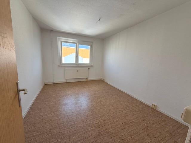 Etagenwohnung Borna - 2 Zimmer, 50 m&sup2;, 299&euro; | Angebot:25721670