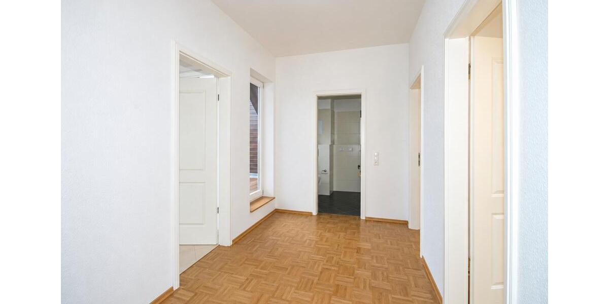 Dachgeschoßwohnung Leipzig Nord - 2 Zimmer, 56 m&sup2;, 220.000&euro; | Angebot:27445304