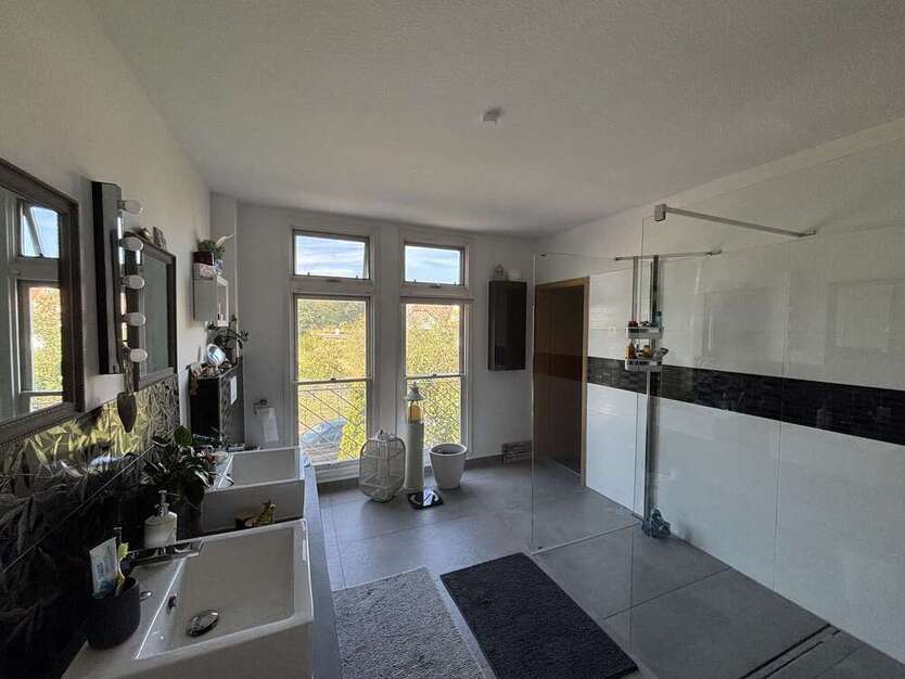 Ein Platz zum Ankommen – großzügige Doppelhaushälfte mit Traumgarten 5 zimmer