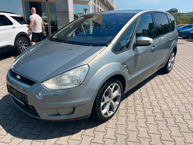 Ford S-Max 266.695 km 3.140 &euro; Eilenburg 04838