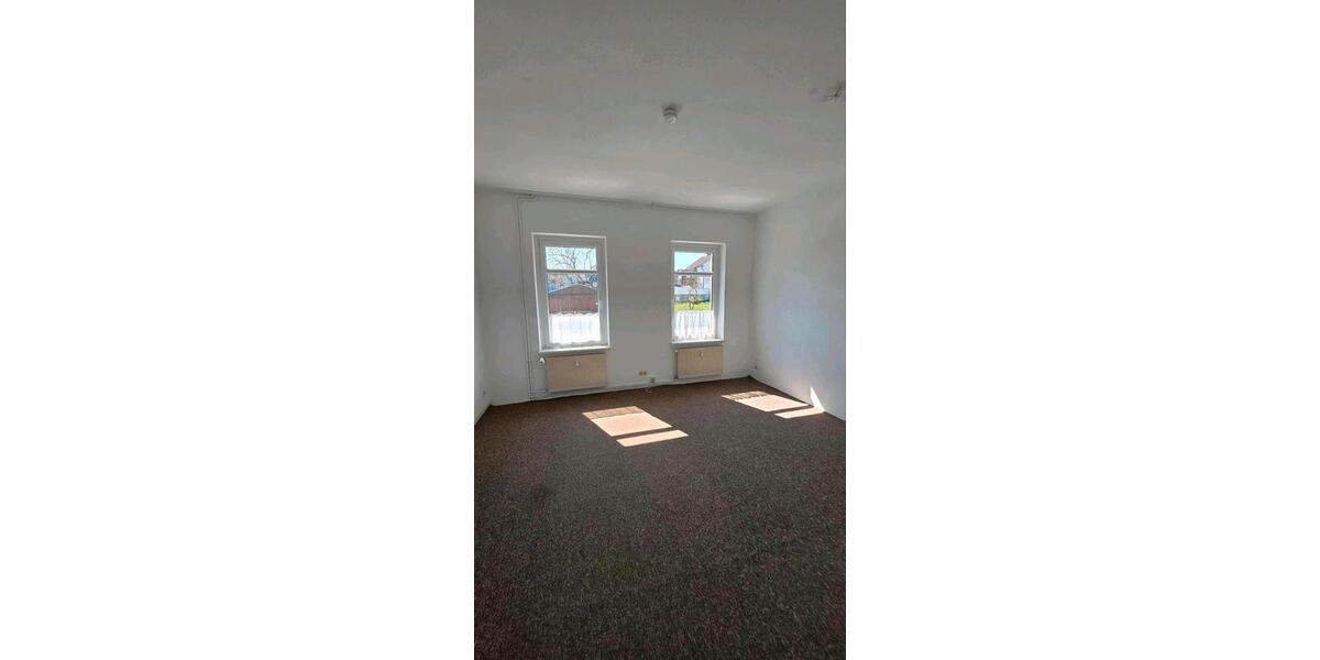 Reihenhaus Wurzen - 12 Zimmer, 163 m&sup2;, 87.500&euro; | Angebot:26223455