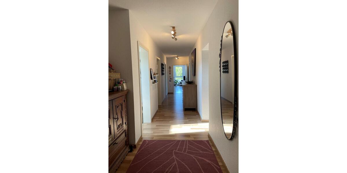 NEUBAU+TRAUMWOHNUNG+5-R.+1 BALKON+TOLLES BAD+GÄSTE WC+FBH+LIFT+TIEFGARAGE++UVM.+ 5 zimmer