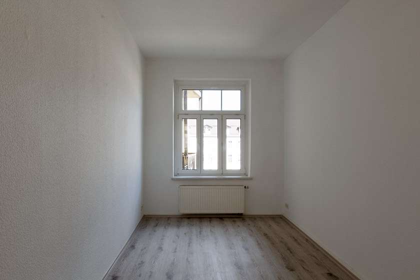 Faktor 18,9! - Saniertes Wohn- und Geschäftshaus mit Balkonen zimmer