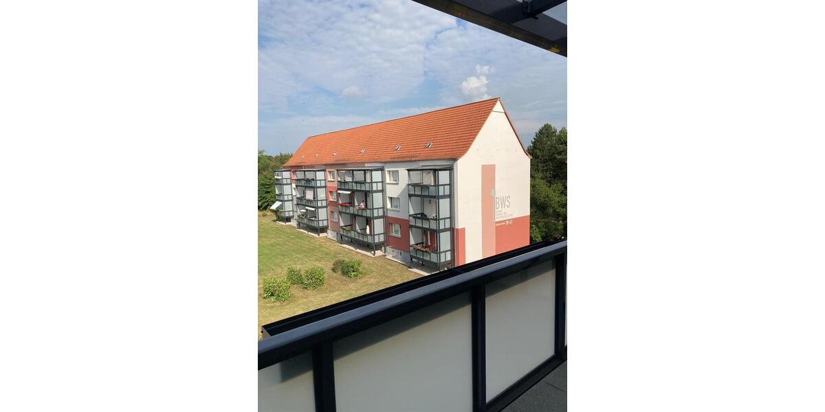 Helle 2-Zimmer-Wohnung mit offenem Wohn-Essbereich & sonnigem Balkon 2 zimmer