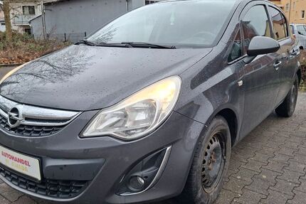 Opel Corsa 236.854 km 2.600 &euro; Borna 04552