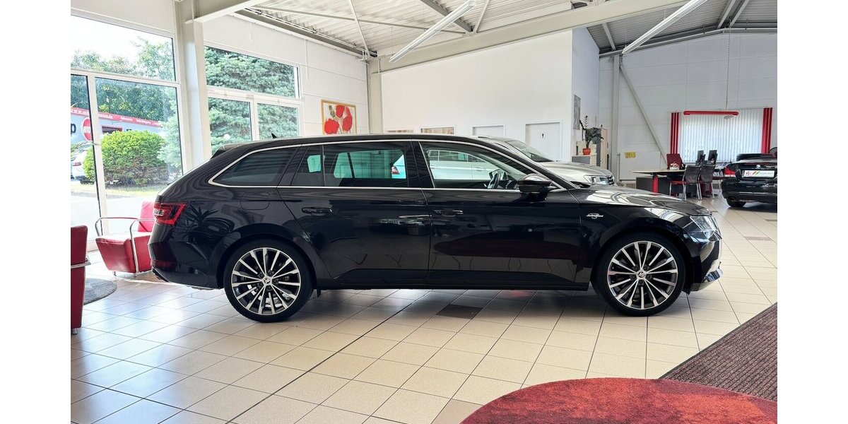 Skoda Superb L&K 4x4/280 PS/Canton/ACC/Spur/VZE/Ahk 92.644 km 25.490 &euro; Leipzig 04347