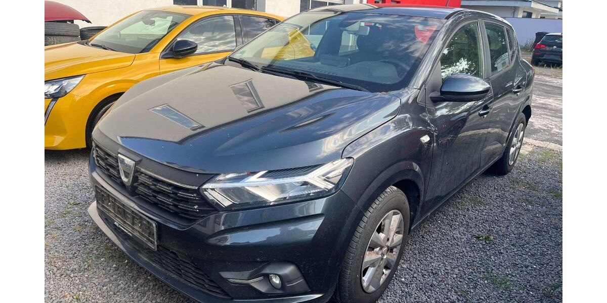 Dacia Sandero 39.000 km 9.490 &euro; Lucka 04613