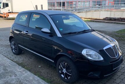 Lancia Ypsilon 95.800 km 3.300 &euro; Leipzig 04209