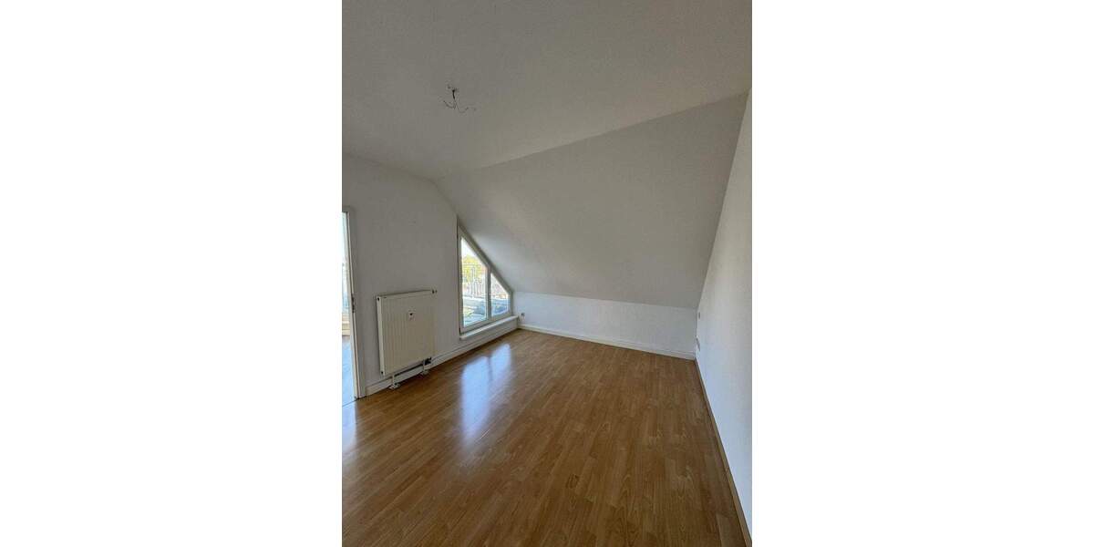 Etagenwohnung Naunhof Erdmannshain - 3 Zimmer, 97 m&sup2;, 700&euro; | Angebot:25536243