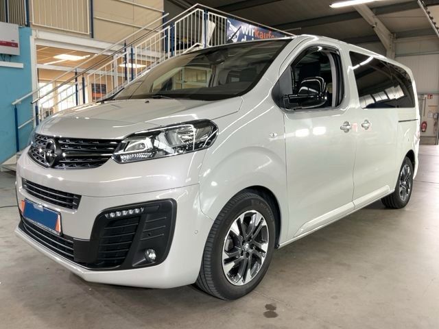 Zafira Life