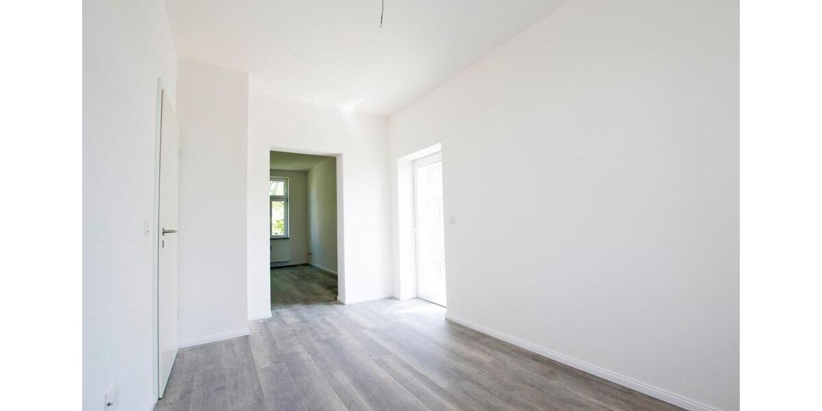 Lichtdurchflutete 5-Zimmer-Wohnung mit Südbalkon 5 zimmer