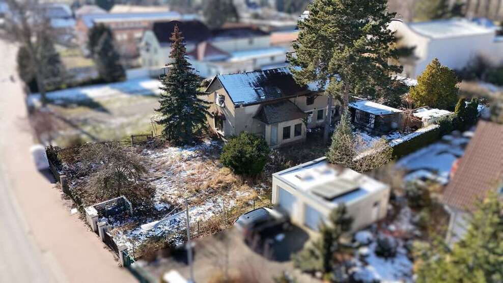 über 1000m² großes grünes Grundstück mit altem Baumbestand in Holzhausen zimmer