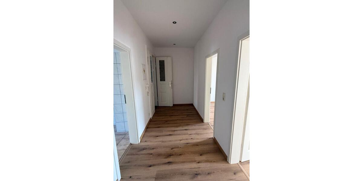 Etagenwohnung Markkleeberg - 2 Zimmer, 62 m&sup2;, 690&euro; | Angebot:26394885