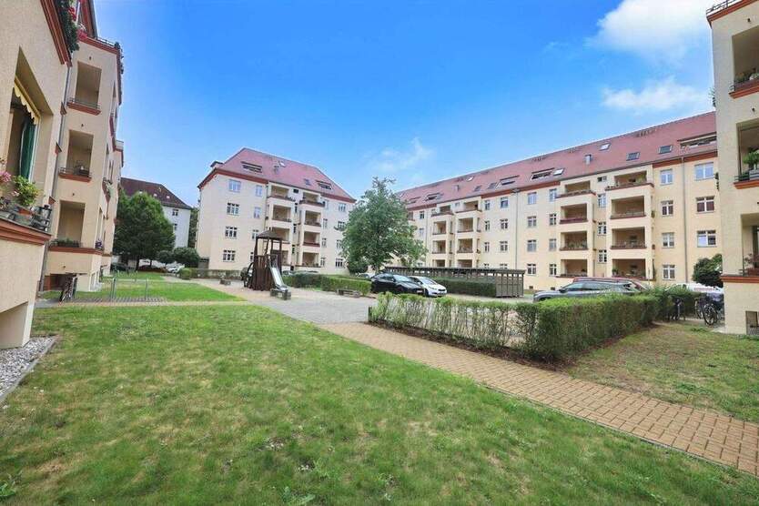 3-Zi-WE mit Loggia, Aufzug & Stellplatz 3 zimmer