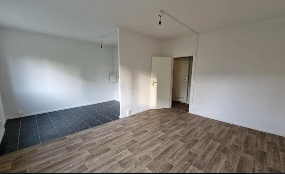 Etagenwohnung Leipzig West - 1 Zimmer, 33 m&sup2;, 444&euro; | Angebot:24704832