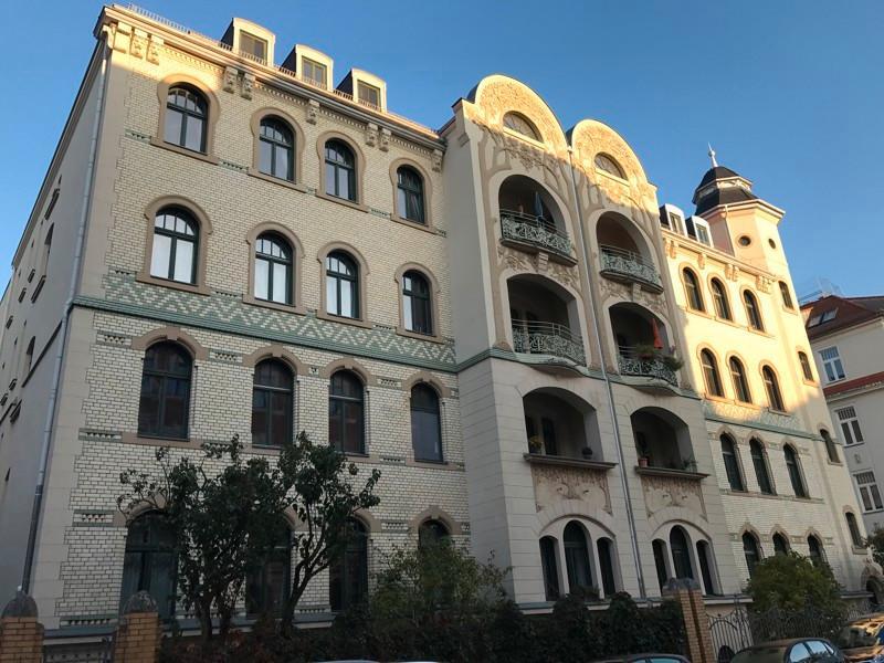 Frisch sanierte Dachgeschosswohnung mit Terrasse und Fahrstuhl zimmer