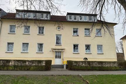 +++ Dachgeschoßwohnung in 06729 Elsteraue - Tröglitz +++