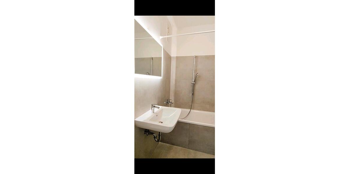 Etagenwohnung Leipzig Nordost - 3 Zimmer, 15 m&sup2;, 350&euro; | Angebot:26387764
