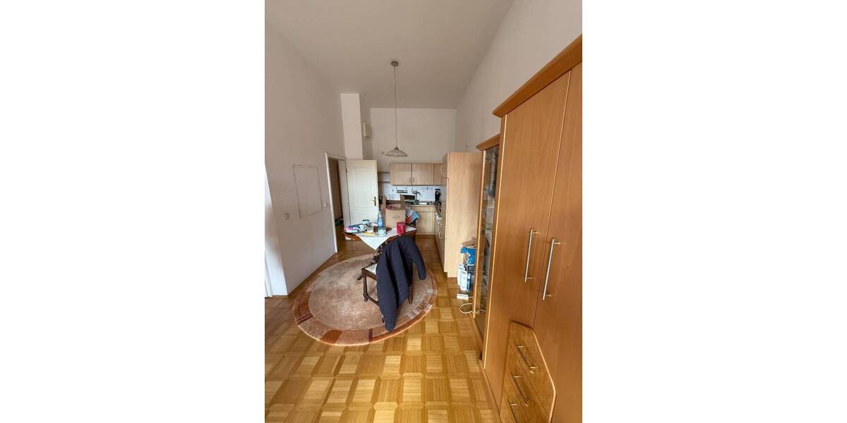 Etagenwohnung Leipzig Zentrum-Südost - 2 Zimmer, 74 m&sup2;, 745&euro; | Angebot:26142456