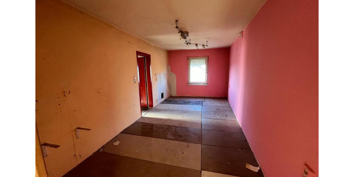 Einfamilienhaus Markranstädt - 4 Zimmer, 80 m&sup2;, 85.000&euro; | Angebot:27119562