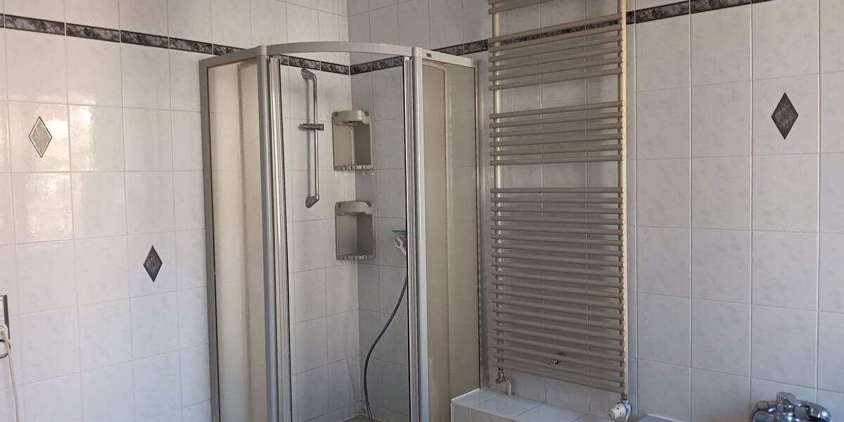 Etagenwohnung Markkleeberg - 3 Zimmer, 83 m&sup2;, 220.000&euro; | Angebot:25667156